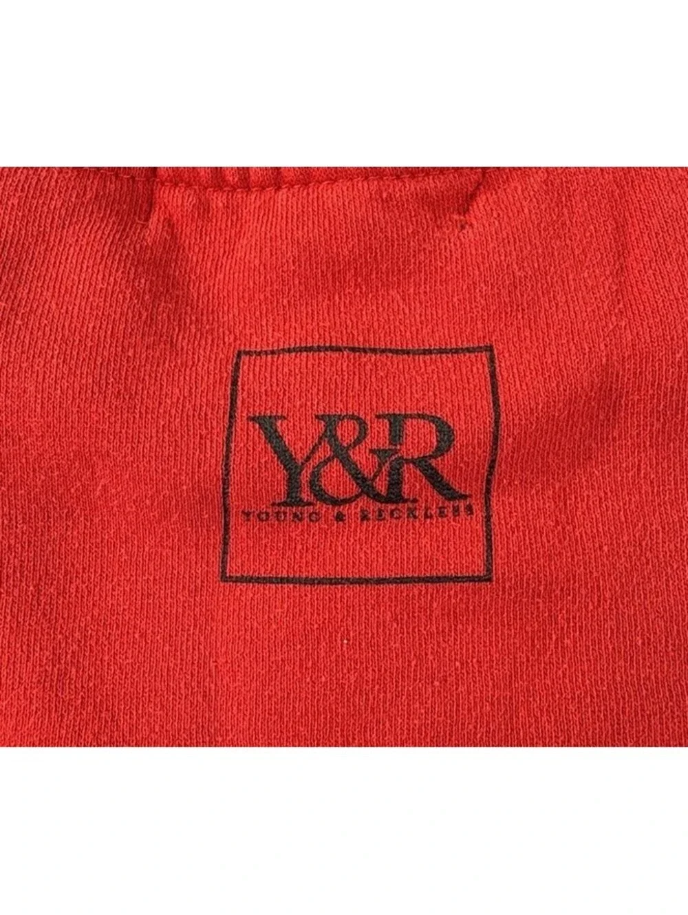 Young & Reckless Red Sweat Shirt Size Medium (0081)